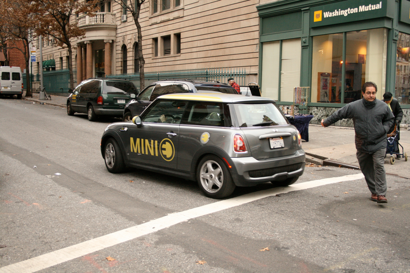 Illustration for article titled MINI E: First Drive